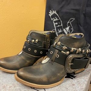 FREEBIRD by STEVEN SALOON BOOT